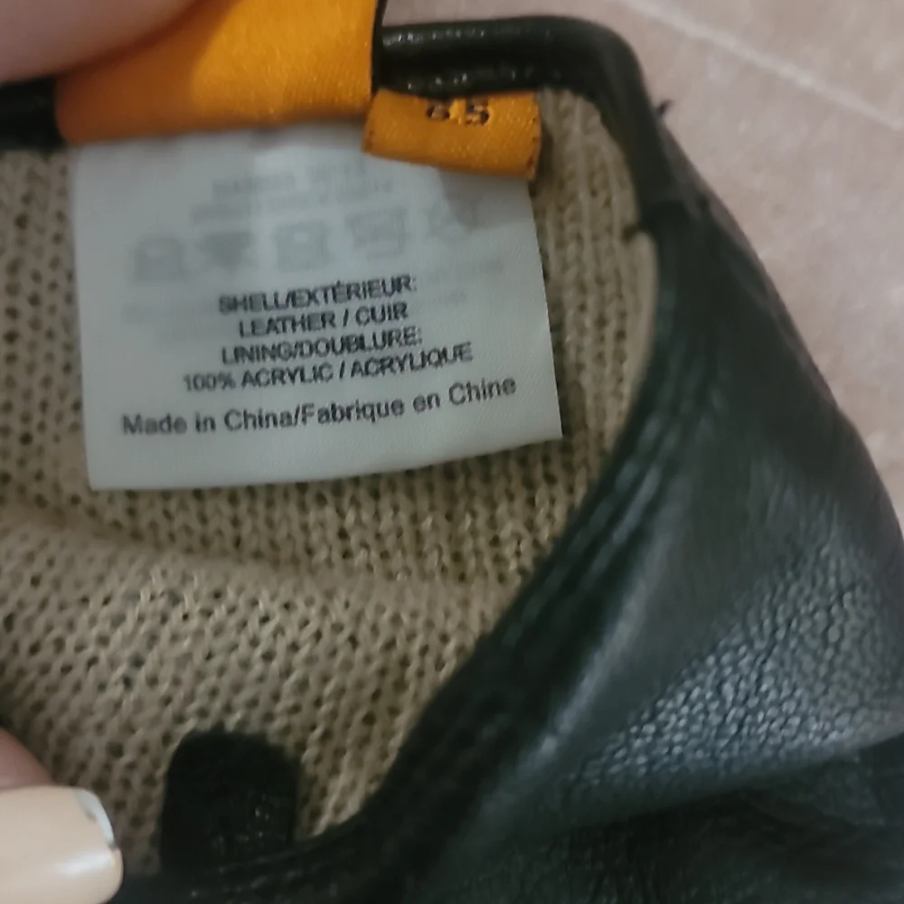 Authentic Tory burch womans gloves - Picture 5 of 6